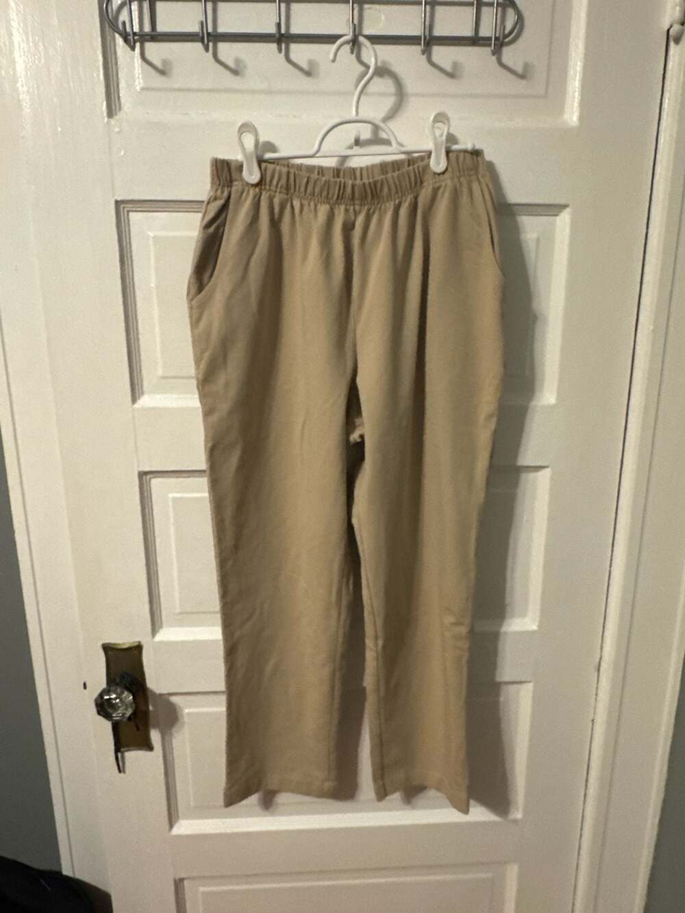 L.L.Bean Women's Comfort Waist Pull-On Pants Khaki Size M REG